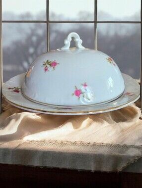 VINTAGE CHERRY CHINA Made in Japan Round Covered Muffin/Butter 2pc Dish